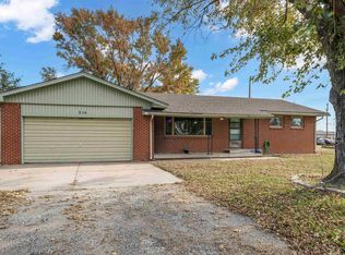 214 N Sedgwick Ave, Burrton, KS 67020