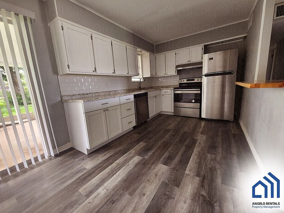 1st image of 2725 Eunice Dr