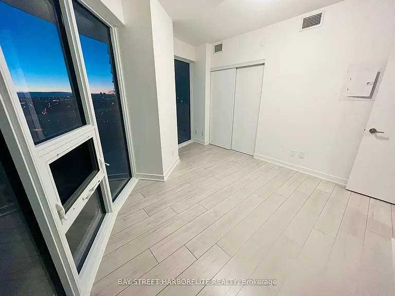 2033 Kennedy Rd #2810 — Photo 8