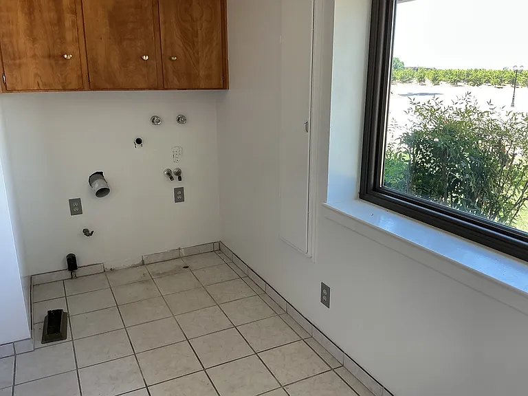 9135 E North Ave — Photo 13