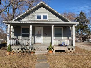 209 E North St APT A, Warrensburg, MO 64093