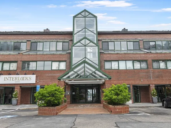 58 Merrimac St APT 2-3, Newburyport, MA 01950