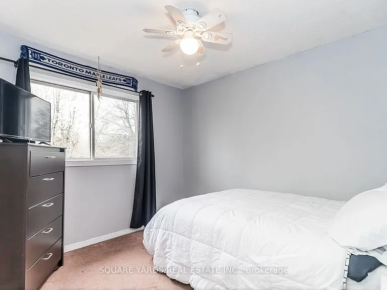 50 Radenhurst Cres — Photo 12