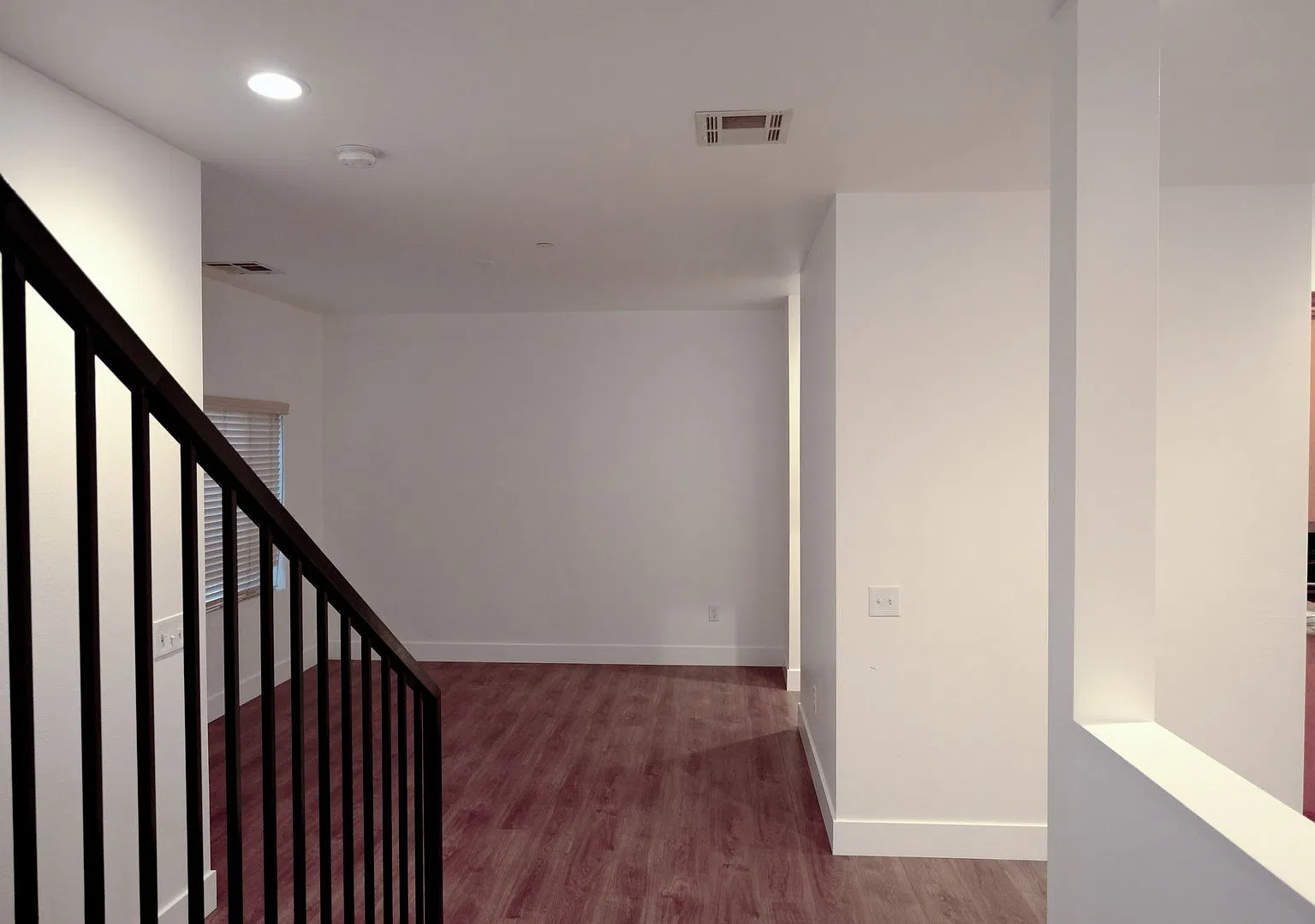 Spacious 3-Bedroom Townhome with 2-Car Garage + Extra Parking in Monrovia — Photo 3