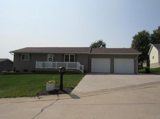 767 Tower View Ct, Monticello, IA 52310