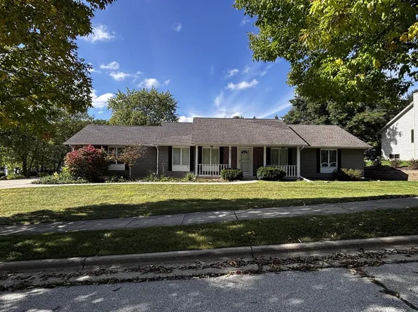 2844 Apache PASS, Waukesha, WI 53188