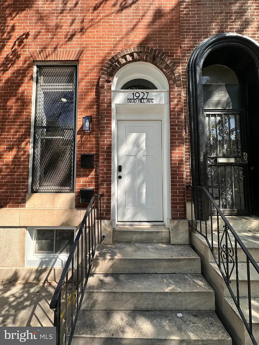 Building Photo - 1927 Druid Hill Ave #2