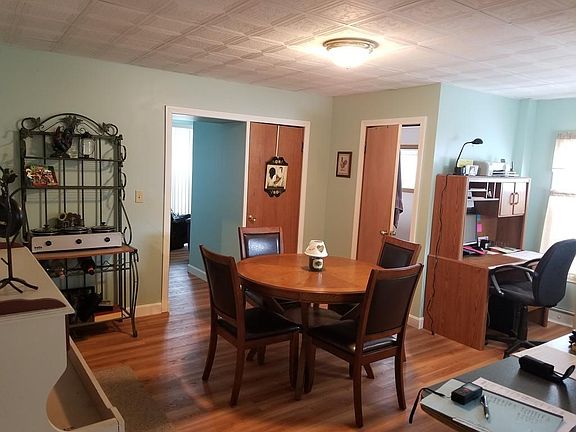 4th image of 12 Sutton Ave