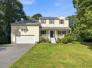 394 Westmoreland Ln, Kingstown, RI 02874