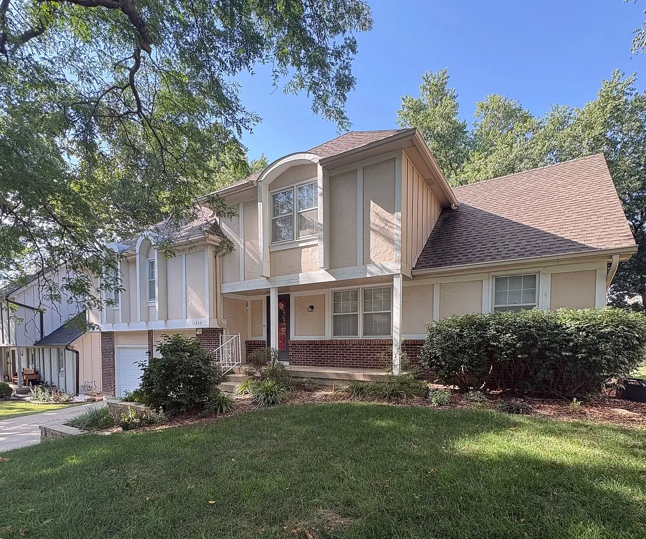2 Separate Living Spaces in One Home! 5 Bedroom/3 Bath Overland Park Home with Finished Lower Liv... — Photo 1