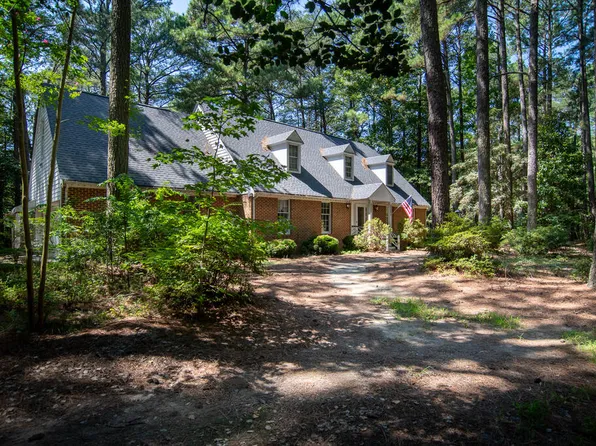 7086 Long Point Rd, Exmore, VA 23350