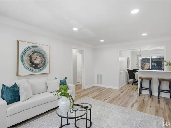 441 S Clay Ave APT D, Saint Louis, MO 63122
