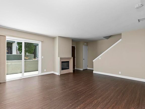 4th image of 8746 Villa La Jolla Dr Unit 52