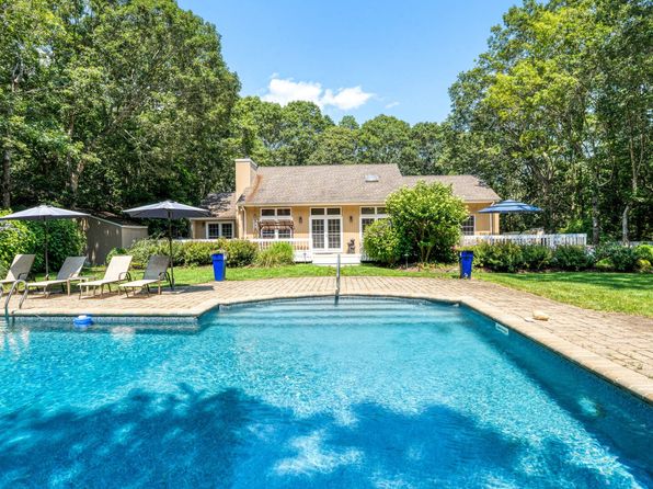 150 Talmage Farm Ln