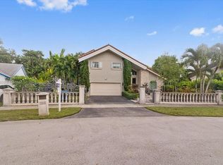 13545 SW 119th St, Miami, FL 33186