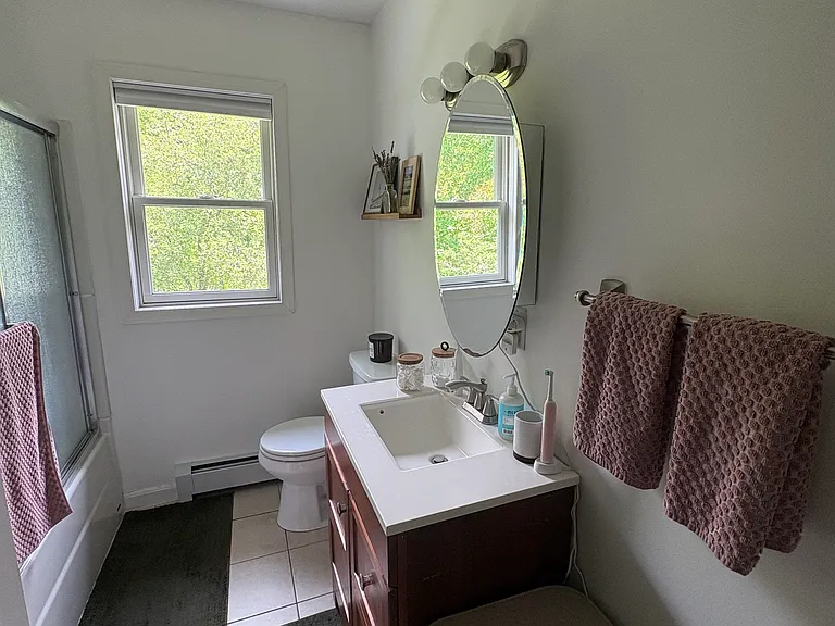 107 Killarney Dr — Photo 8