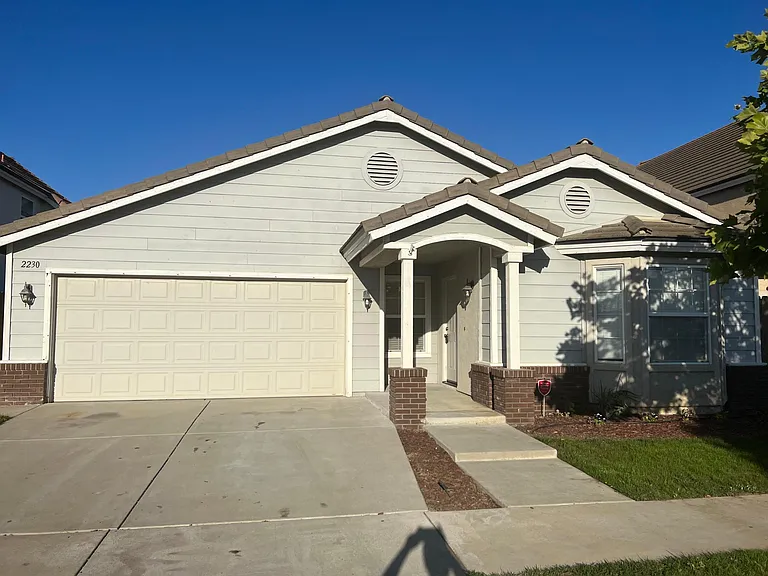 2230 Mogul Ave