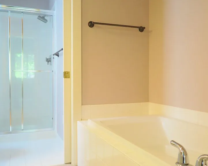 10267 NW Alder Grove Ln — Photo 16