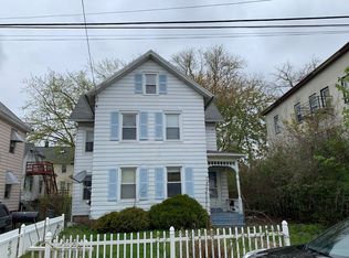 30 Crescent St, Ansonia, CT 06401