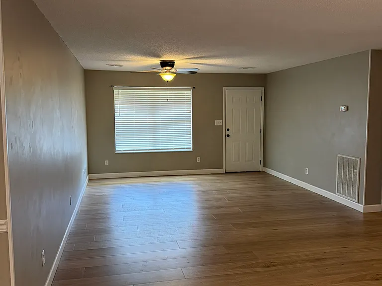 8118 Marsala Ln — Photo 7