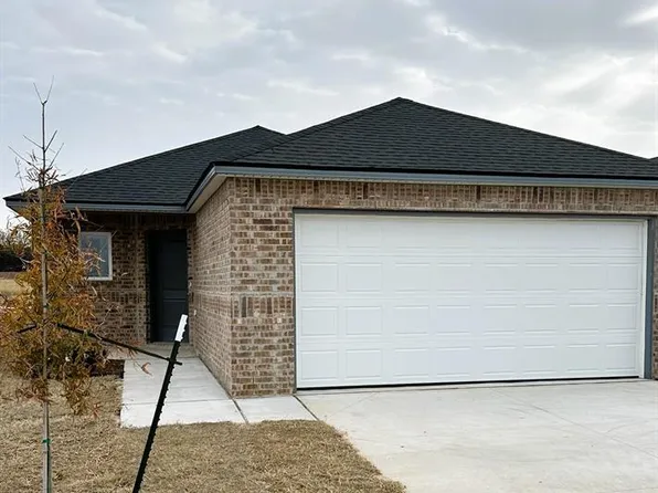 1036 Westbrook Blvd, Purcell, OK 73080