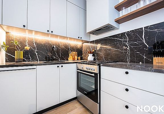 4th image of 250 Gold St #504