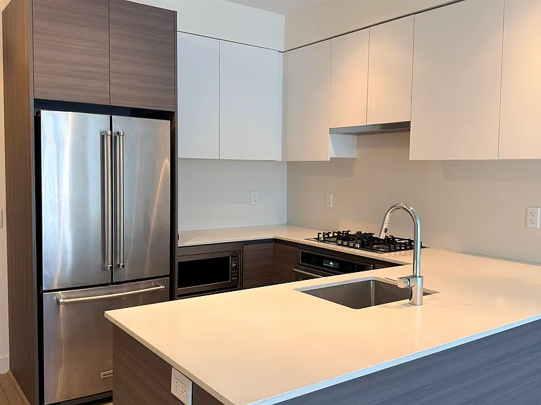4468 Dawson St #305 — Photo 7