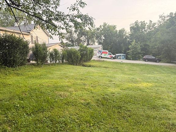 4th image of 68 Buckeye St