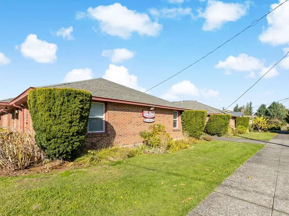 Peaceful Enumclaw Living near St. Elizabeth & Downtown, 1910 James St #1-RCA, Enumclaw, WA 98022