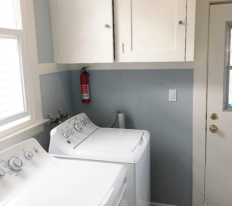 1st image of 842 Edinburgh St