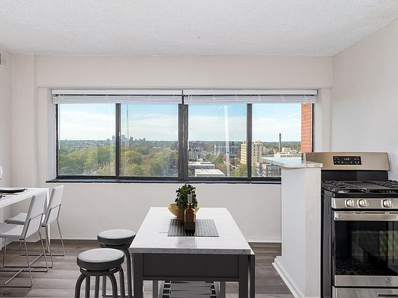 4th image of 5474 Delmar Blvd #5
