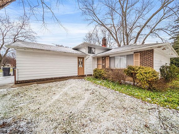 3rd image of 6765 Glenallen Ave