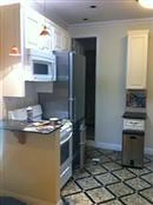 Rented by CitySites Real Estate Group | media 5