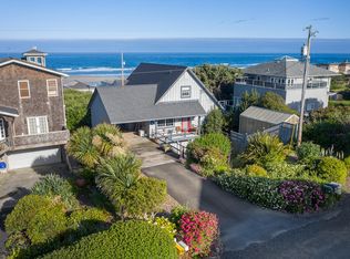 1124 SW Mark St, Newport, OR 97365