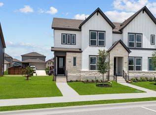 425 Emory Crossing Blvd, Hutto, TX 78634