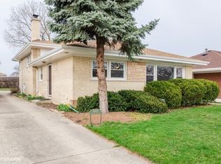 8920 Ottawa Ave, Morton Grove, IL 60053