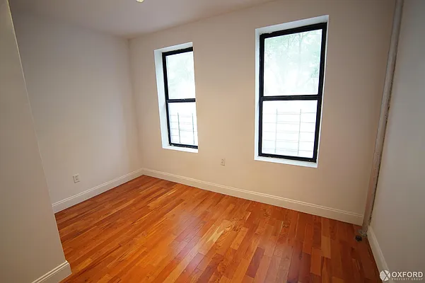 Rented by Oxford Property Group | media 35