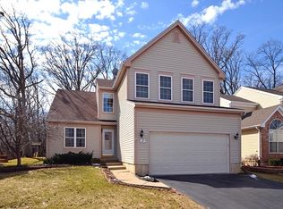 7 Eagle Ct, Streamwood, IL