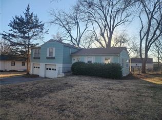 5808 Mackey St, Merriam, KS 66202