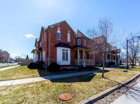 63 Rainbow Valley Cres, Markham, ON L6E 1M2