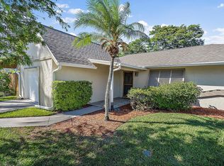 205 SE Villas St, Stuart, FL 34994