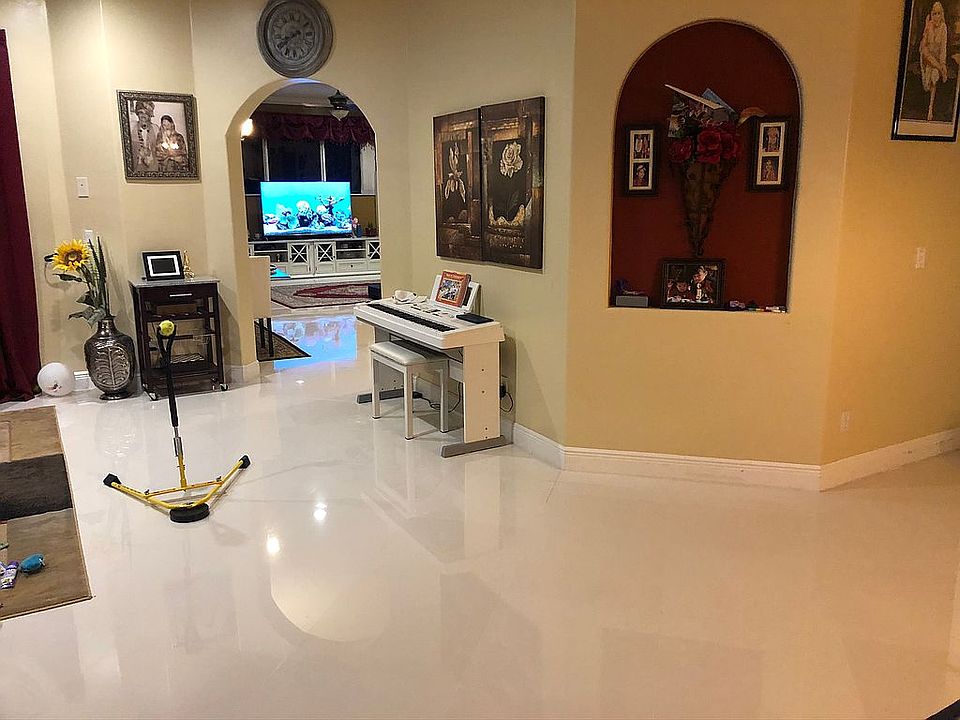 2nd image of 8420 Laurel Lakes Blvd
