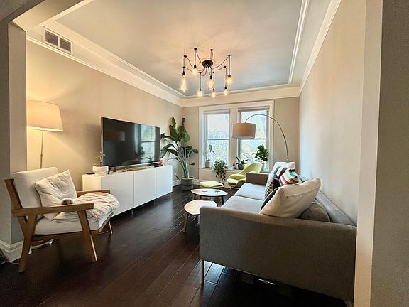 5th image of 4658 N Winthrop Ave #A
