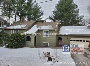 123 Husson Ave, Bangor, ME 04401