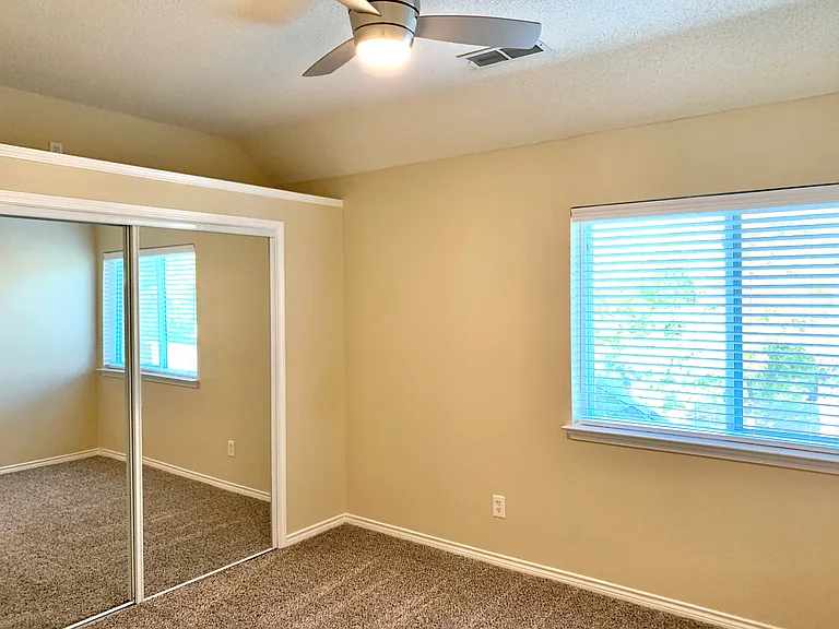 1410 Indian Lake Trl — Photo 13