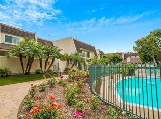 22213 1/2 Erwin St, Los Angeles, CA 91367