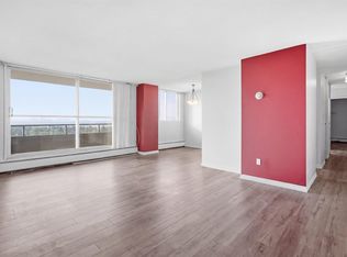 Crescent Place_Glenora, Edmonton, AB T5N 3R2