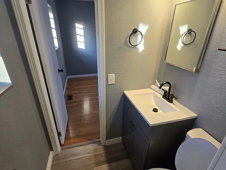 375 Fairfield Dr — Photo 16