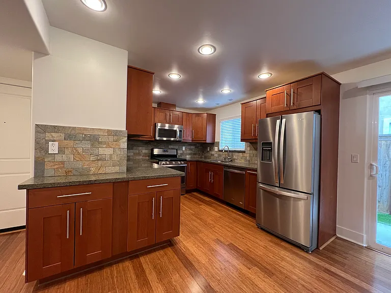3613 State St #1 — Photo 2