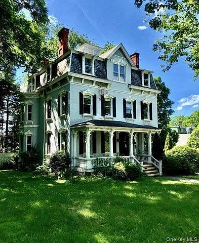 1st image of 8 Garfield Place